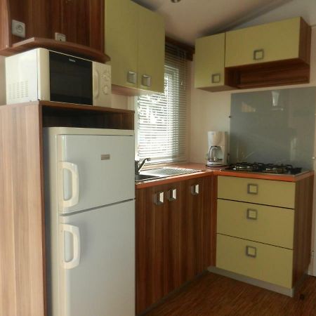 Mareva37 Guest House Trogues Ngoại thất bức ảnh