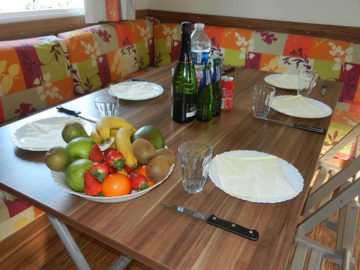 Mareva37 Guest House Trogues Ngoại thất bức ảnh