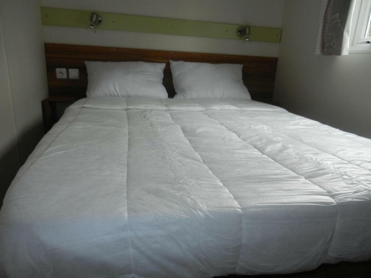 Mareva37 Guest House Trogues Ngoại thất bức ảnh